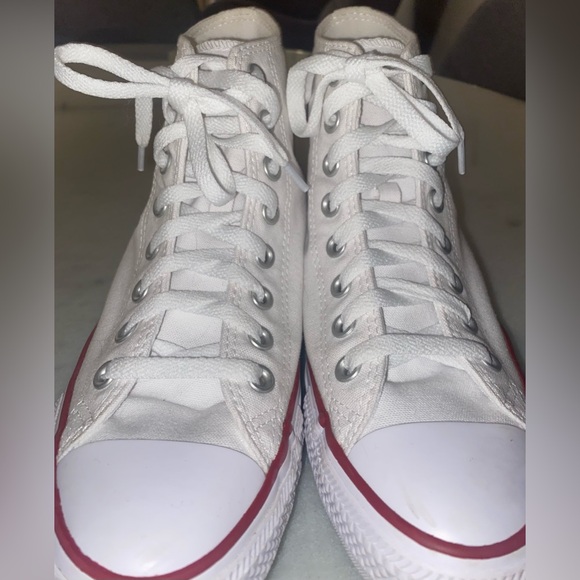 converse - Picture 2 of 4